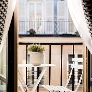 Queen Room Balcony Paris Rooftops View